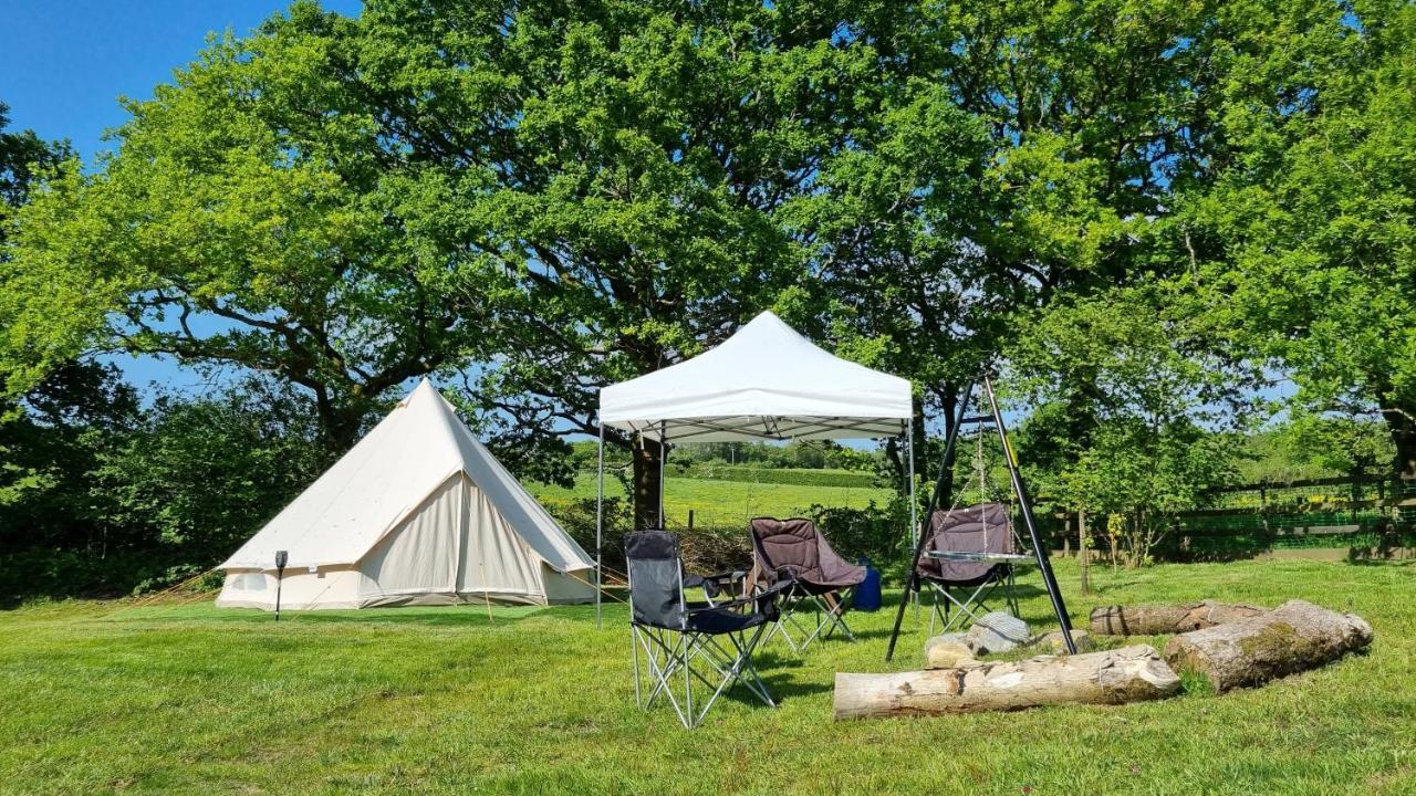 Route 47 Glamping Bell Tents Cross Hands Екстер'єр фото